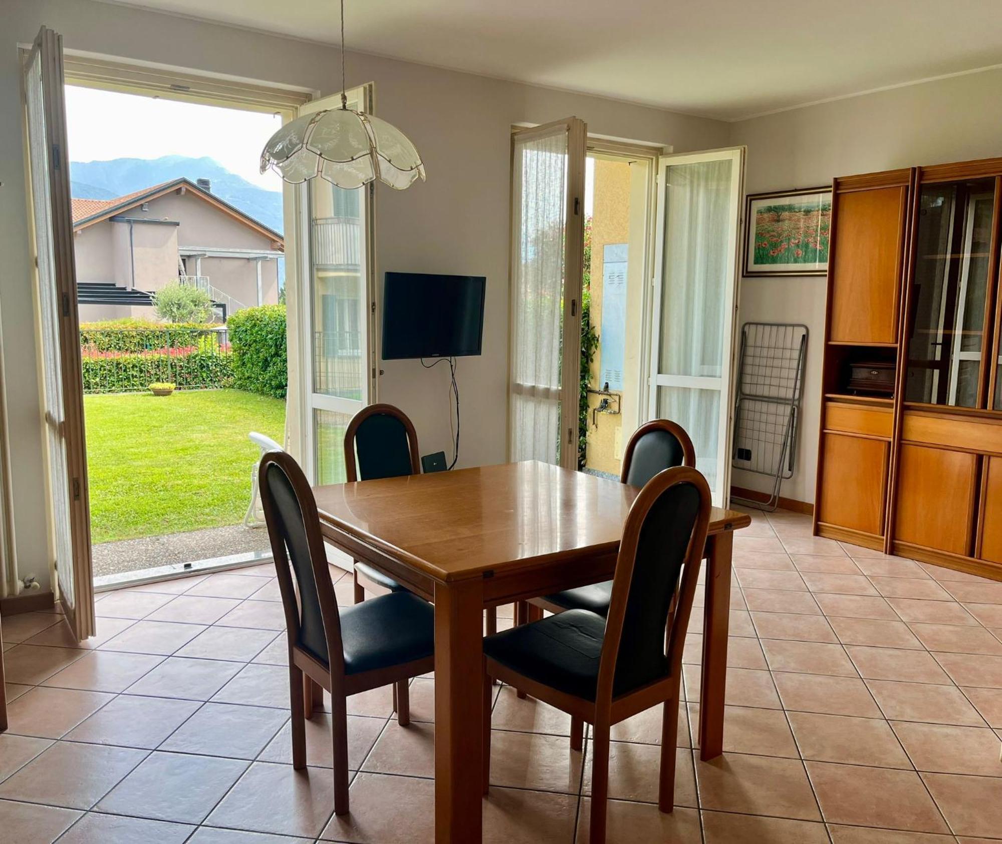Apartment With Garden And Garage Dongo - Larihome A28 Екстериор снимка